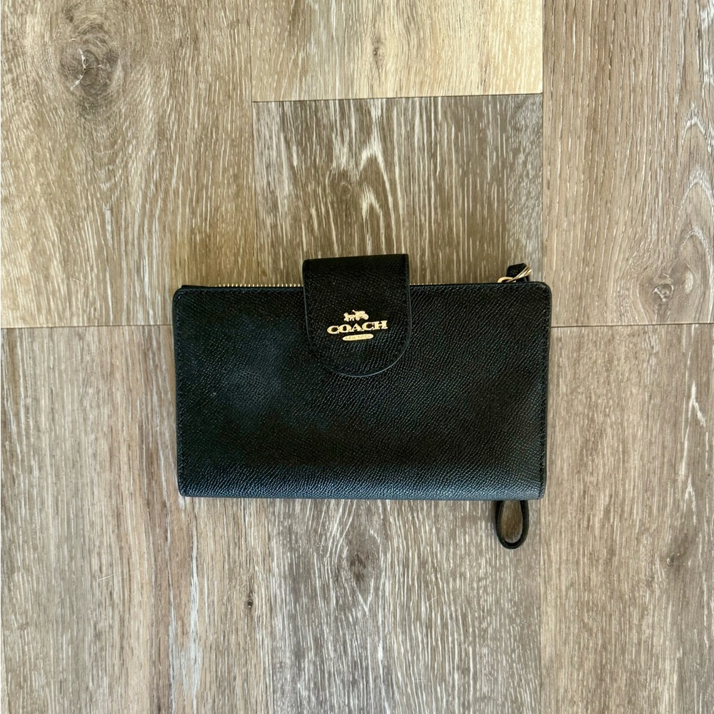 Black Coach Zip Wallet